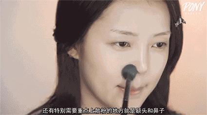 怎样能让底妆干净透亮,想让妆容干净持久选对底妆很关键