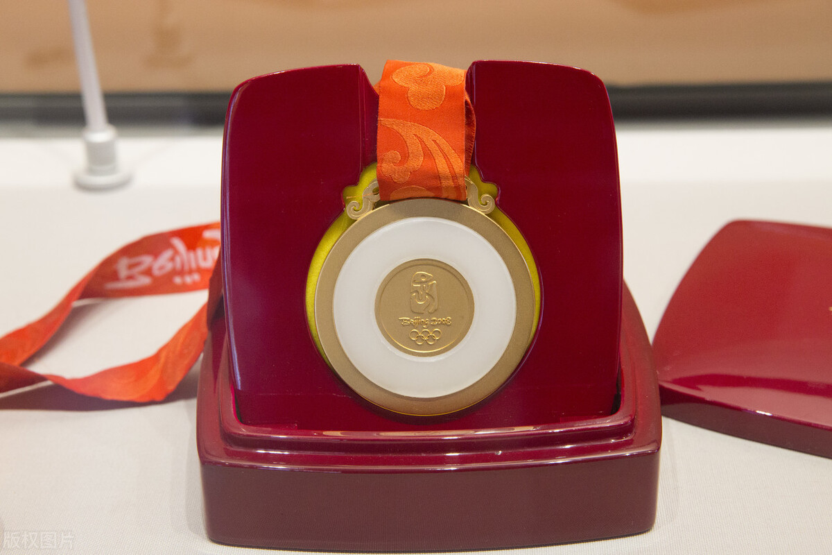 2008金镶玉奖牌现在值多少钱,中国2008年奥运奖牌金镶玉
