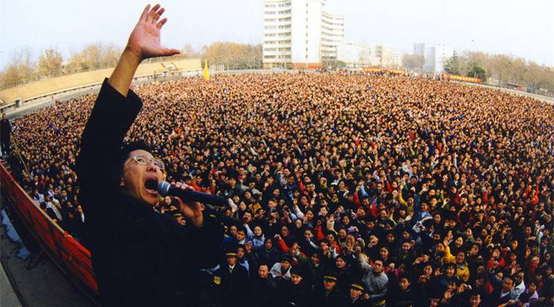 李阳如何从自卑到疯狂,李阳以前和现在对比