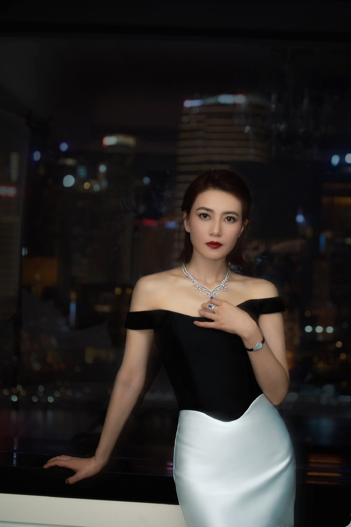 高圆圆近期短发造型图片,高圆圆俏皮短发造型图片