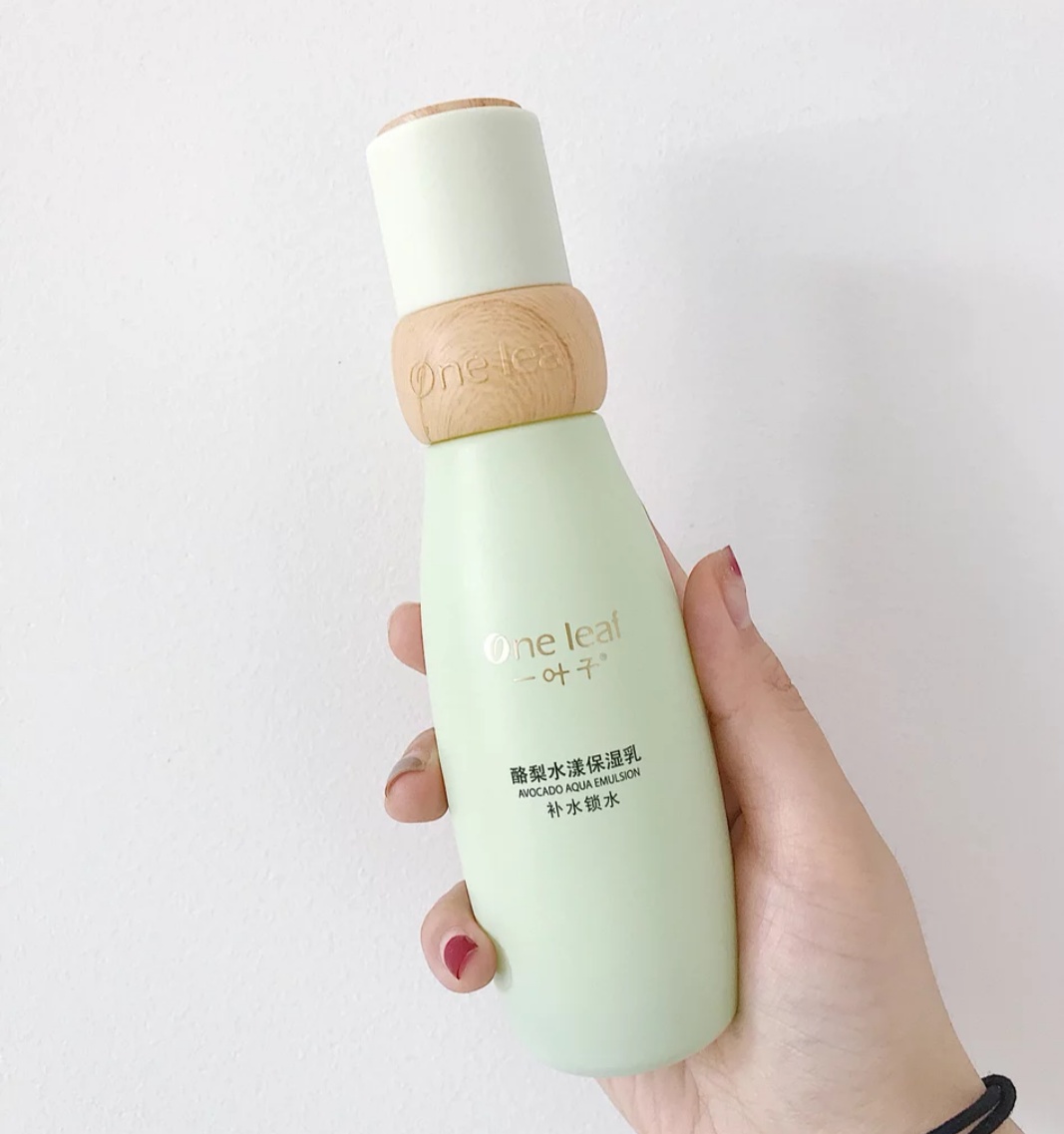 跟风买的高级护肤品,夏天痘肌水乳雅漾