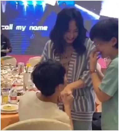 46岁何炅有多强大,46岁的何炅有多强大