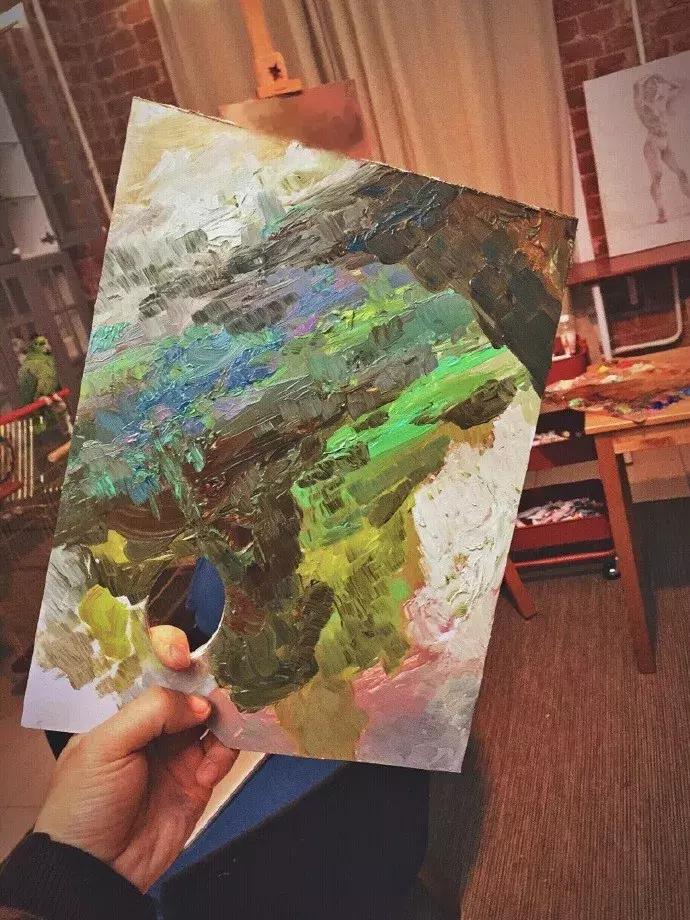 他的手绘原画太牛了，笔下美*欲人**欲飘仙，色调与笔感美煞无数网友