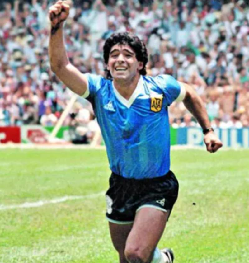 1987年，*小平邓**邀马拉多纳来中国被索天价出场费，这是怎么回事？