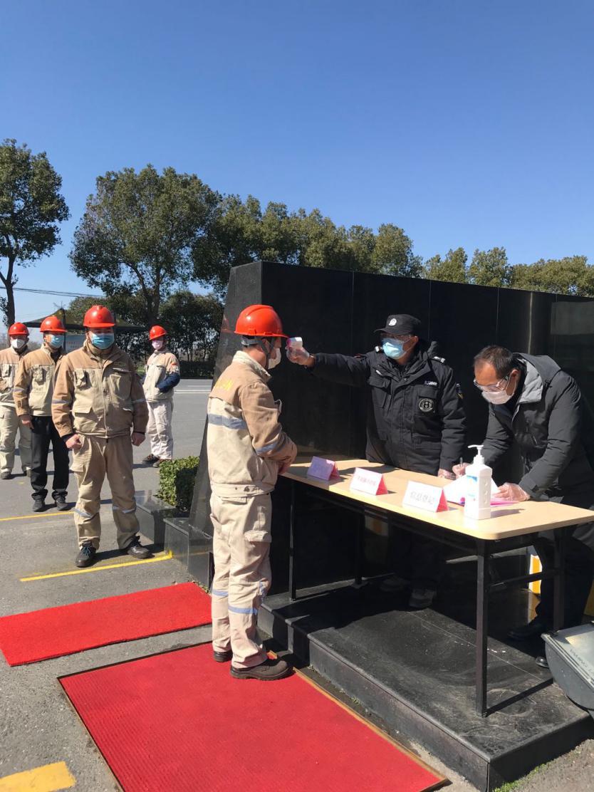 “网上春风”吹拂江都抗疫一线