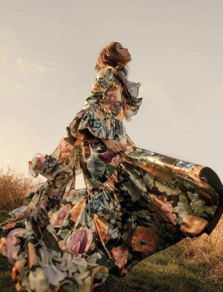 矮个子穿娃娃裙,穿娃娃裙适合扎的发型