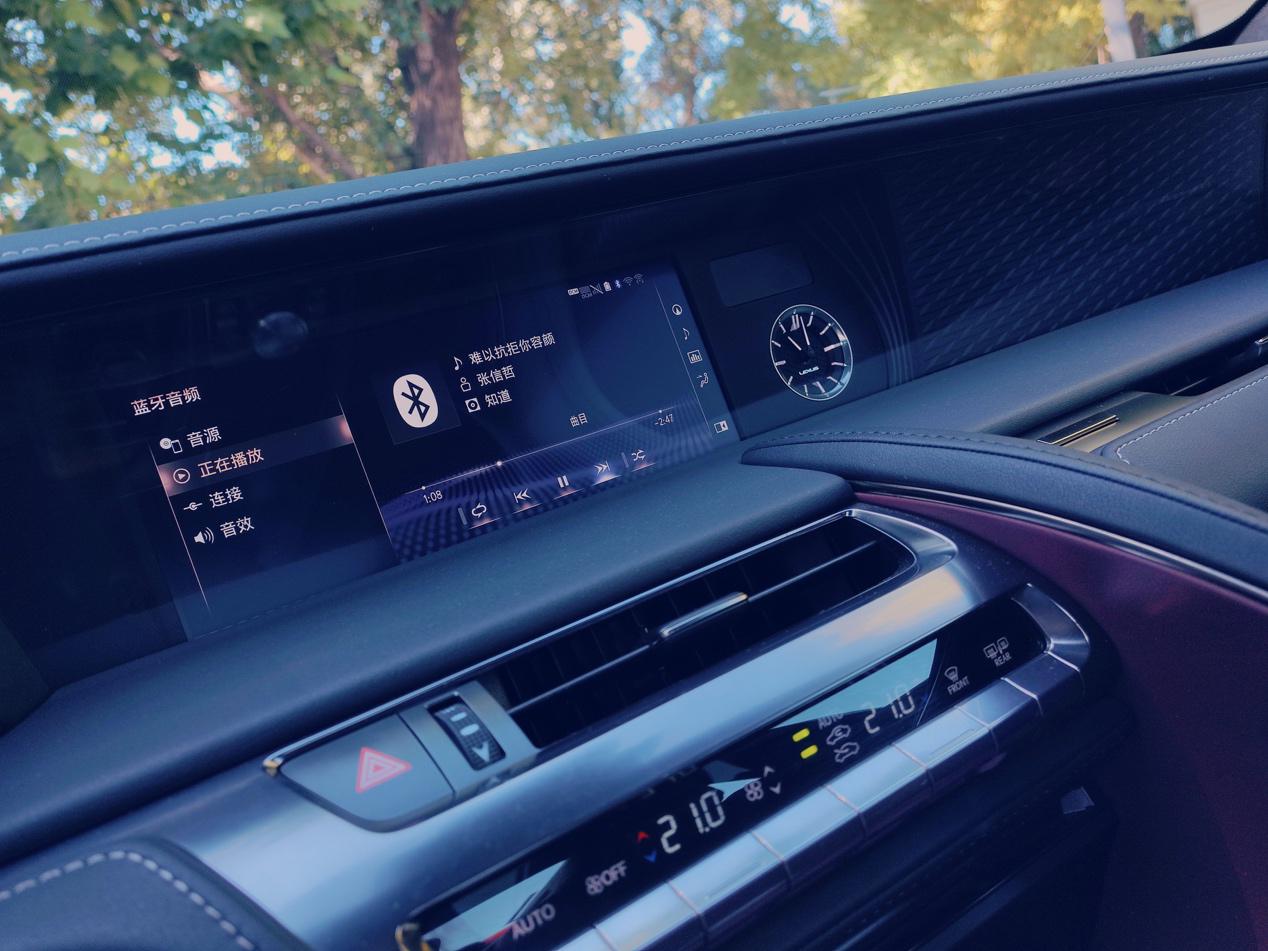 买车都要看哪些配置,汽车选装的配置怎么确定是原厂的