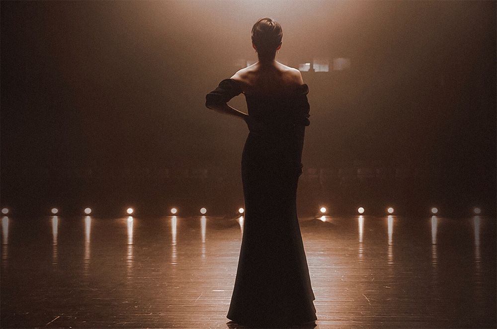 袁泉年轻时最佳女配角,袁泉如何应对中年危机