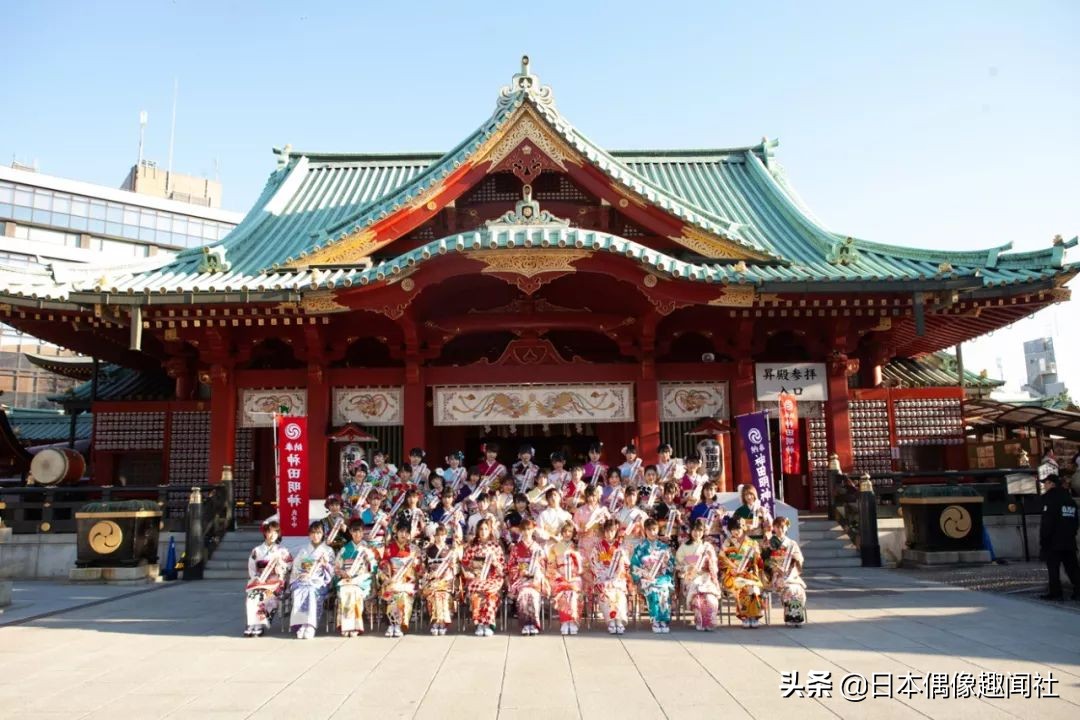 akb48前田敦子毕业为什么哭,akb48前田敦子宣布毕业完整版