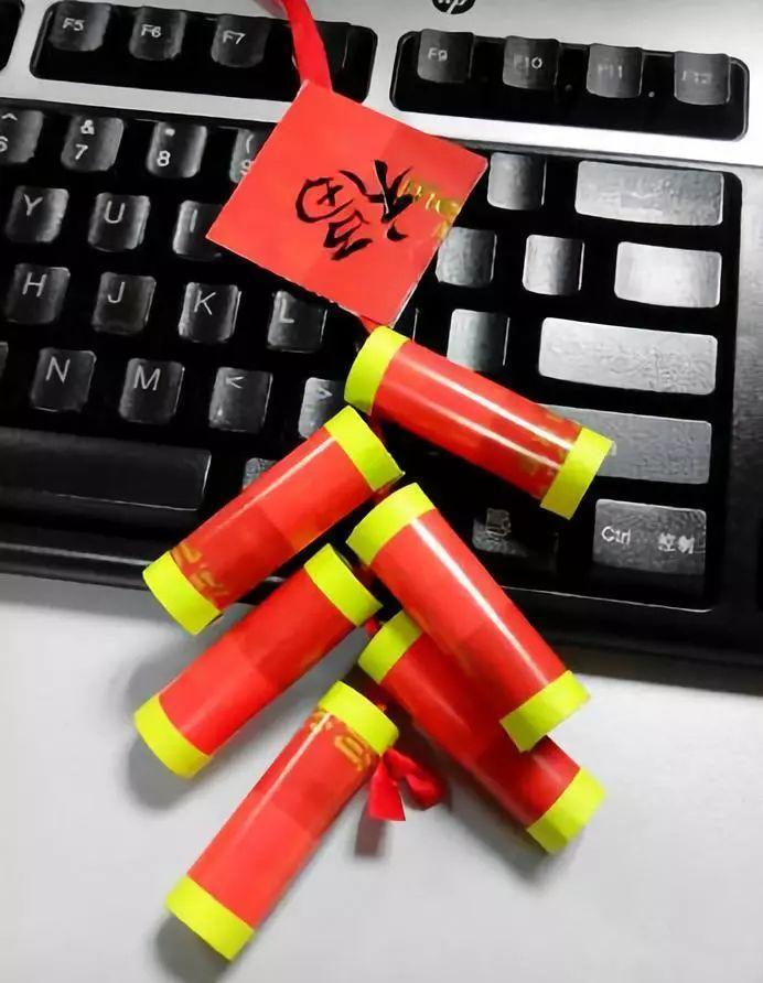 元旦节手工纸灯笼鞭炮,元旦手工立体鞭炮