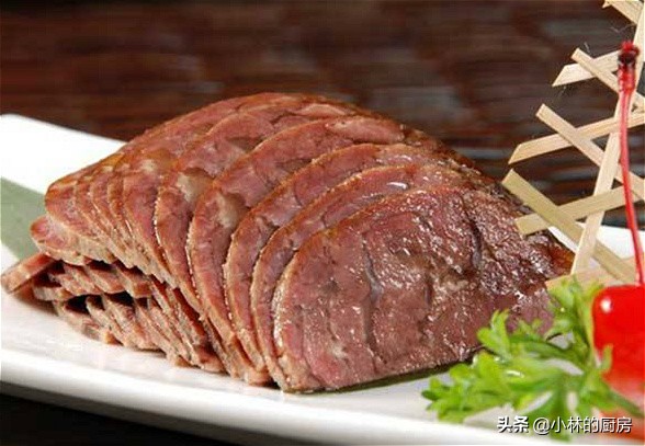 家庭版的酱牛肉做法学一遍就会了,在家做酱牛肉的正确做法