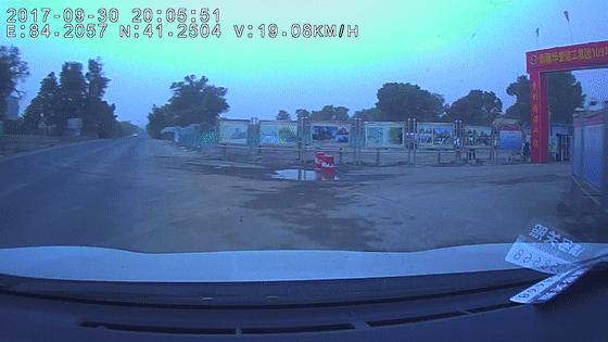 13000公里新手独驾*疆新**日记第23天——塔克拉玛干沙漠陷车自救