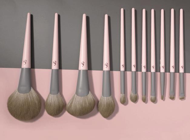 别再用手上妆了,这5套平价好用的化妆刷,送给精致的女孩们