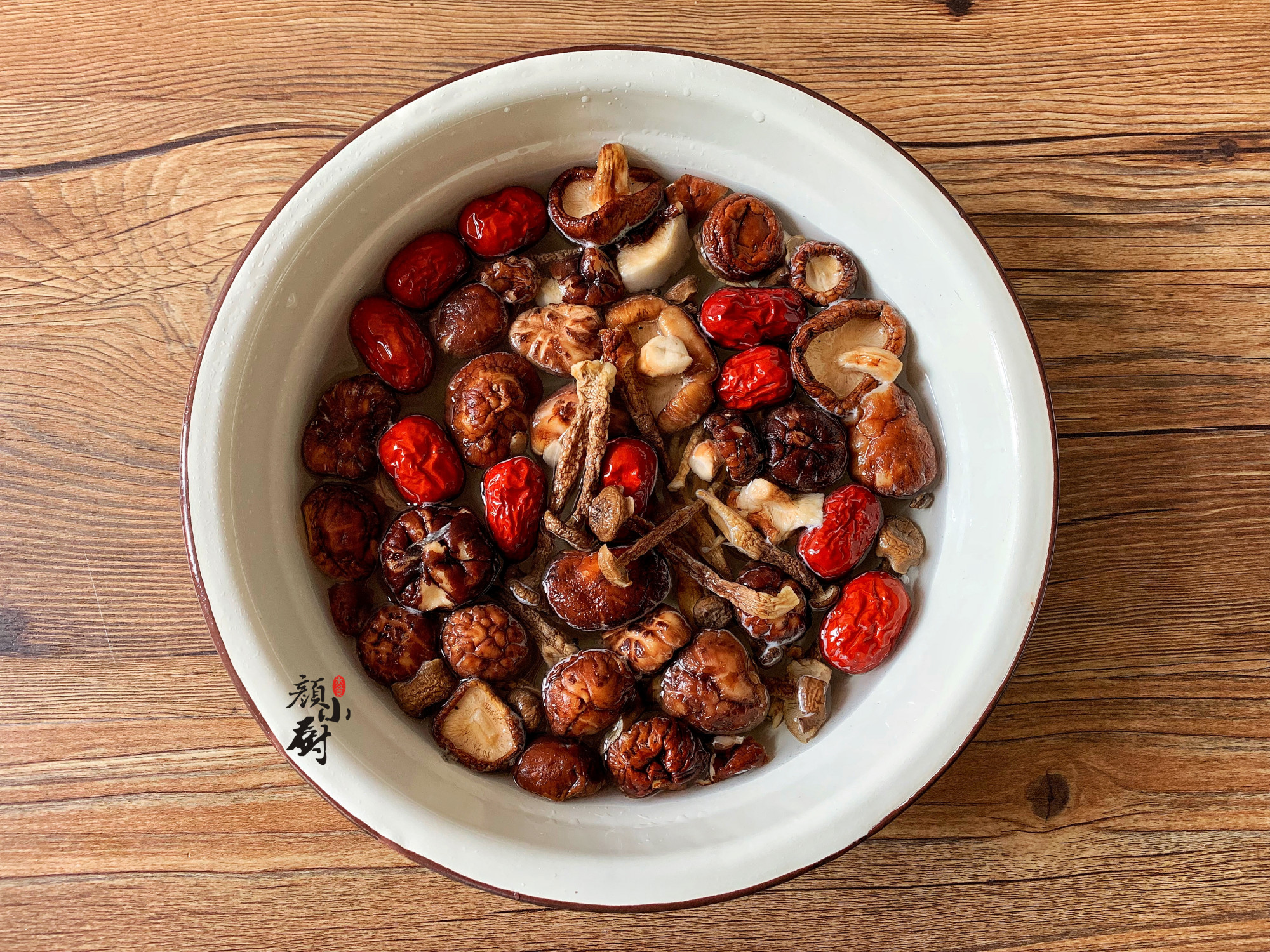 秋天清淡汤的100种做法大全,秋天煲什么汤利于孩子长高最合适