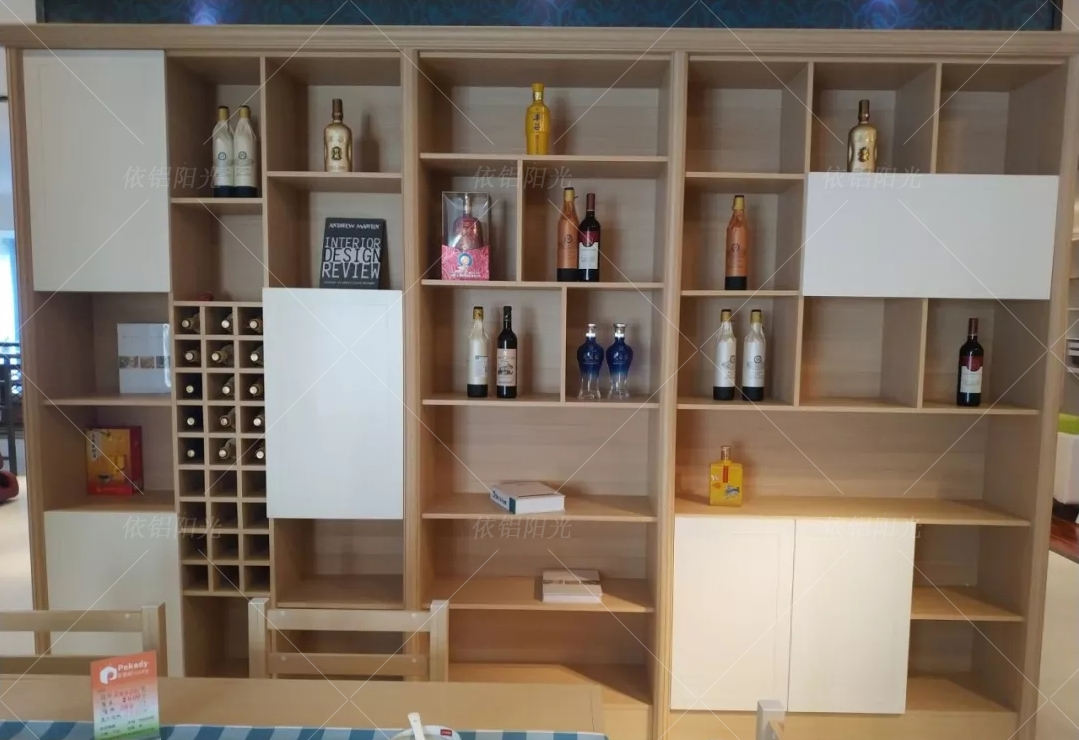 金玻全屋定制,全铝家具质感