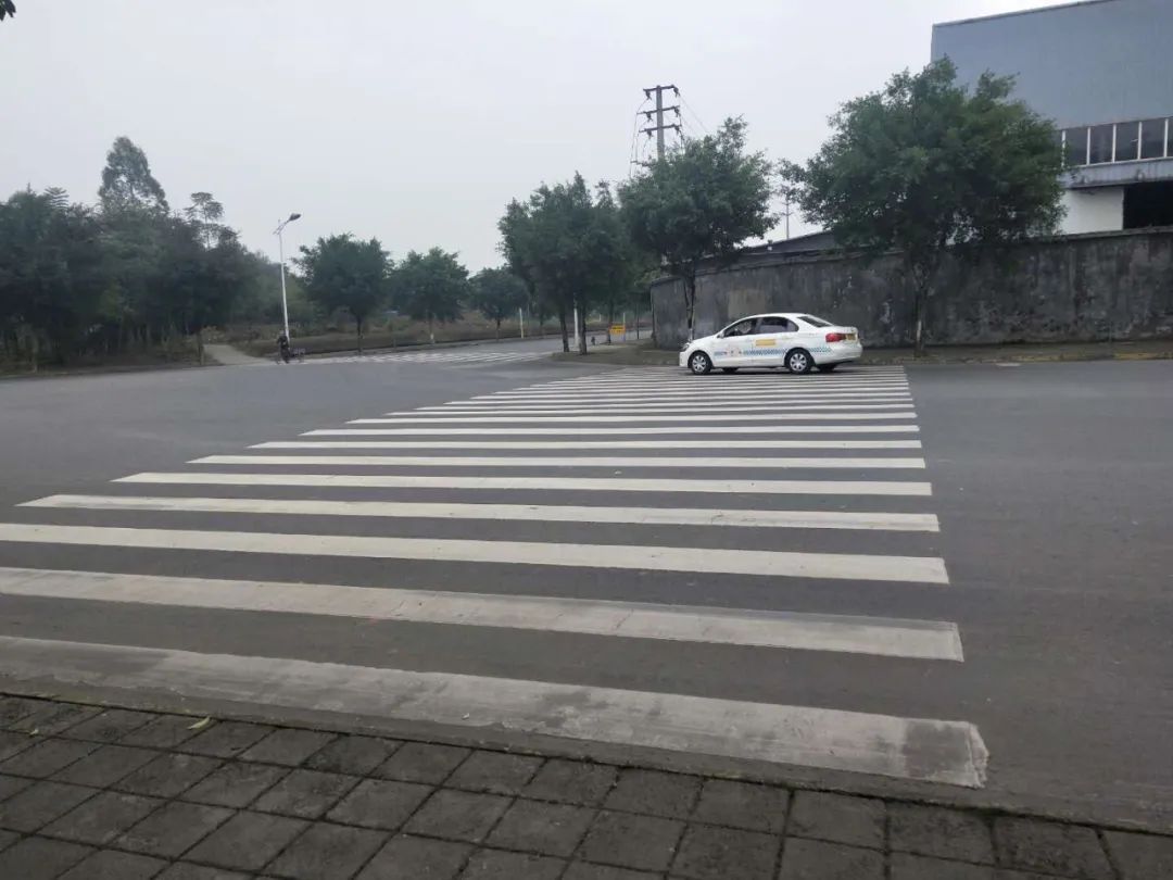 没有人能笑着离开,没有人能笑着离开系列