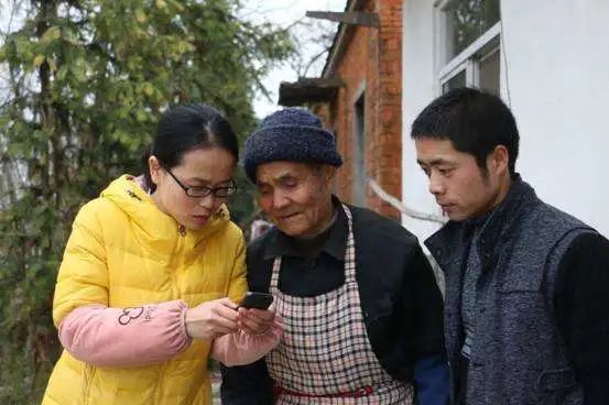 农村宝妈分享月入2万,农村宝妈努力挣生活费