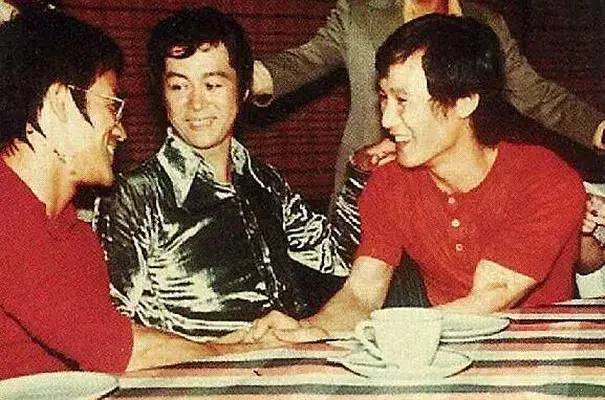 香港十大武打明星李小龙,香港武打明星成龙李连杰甄子丹