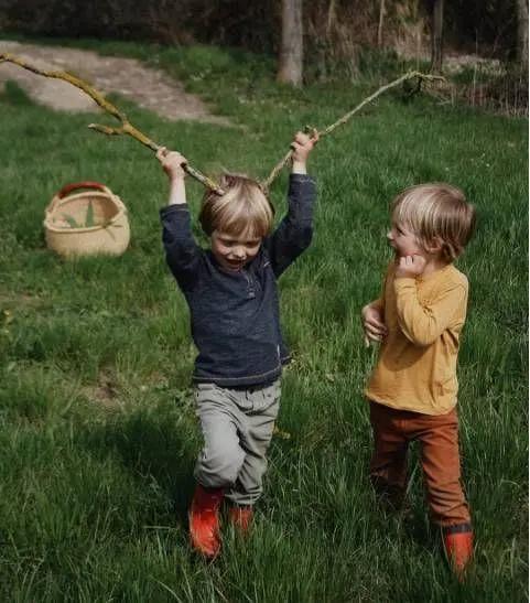 她放弃城市生活,一家人搬到乡下田园:自给自足