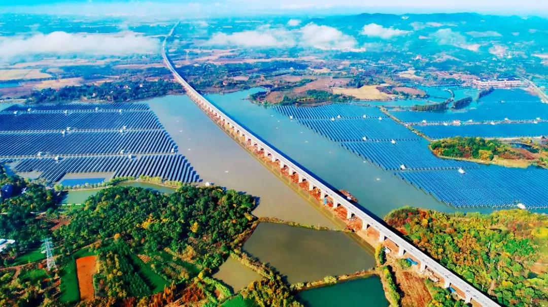 中国铁建的发展史,中国铁建的发展历程简介