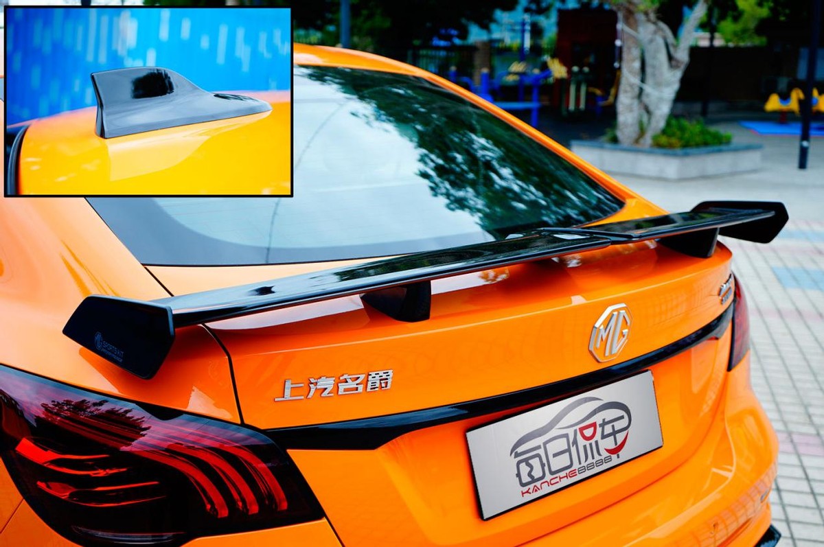 赛车尾翼高能,赛车霸气尾翼