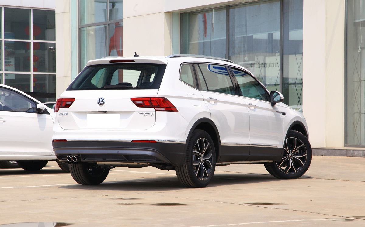 从21.88万跌至16.48万，途观L成降价王，果断放弃奇骏CR-V