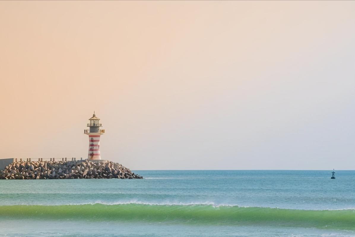 三个让女人倒追你的技巧,如何让女人倒追你的秘诀