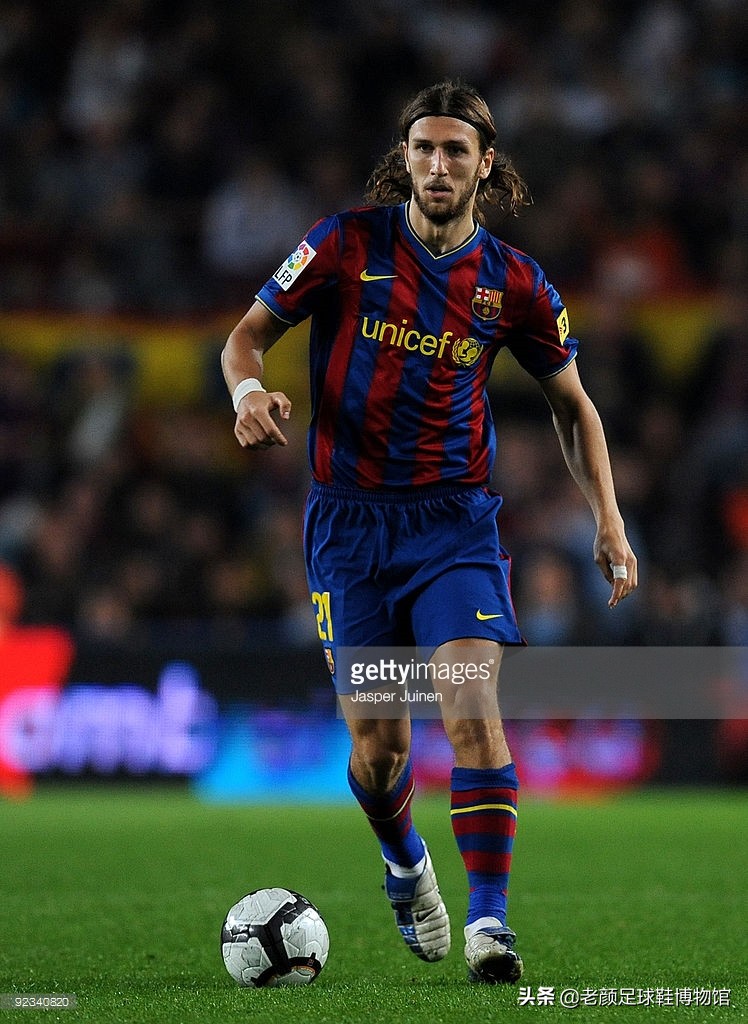 马竞前锋微商处购买厂货球鞋作秀,欧美球星居然还自己掏钱买球鞋