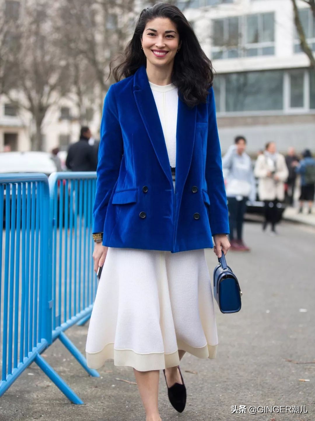 刚公布的潘通年度色怎么玩?