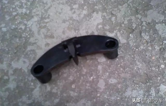 发动机更换正时皮带操作方法,东风标致4081.2t更换正时皮带视频