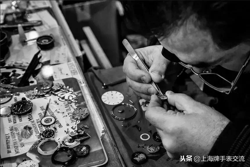 机械表停摆了怎么办,机械表规定时间内停摆如何处理