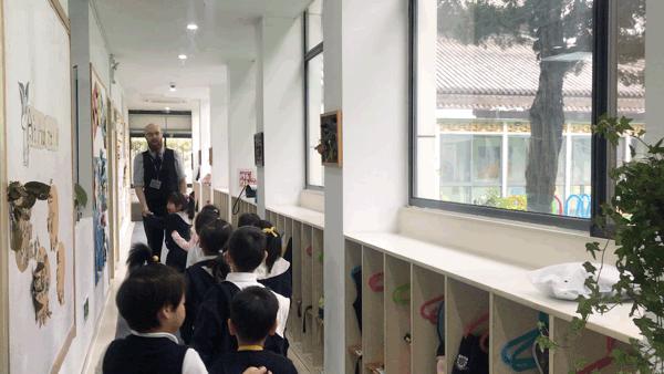 这所“相貌平平”的幼儿园，为什么宁波家长排着队想把孩子送进去