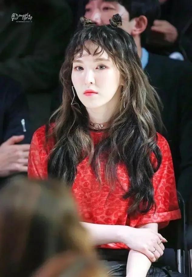 判断适合空气刘海还是漫画刘海,漫画刘海空气刘海哪个好看