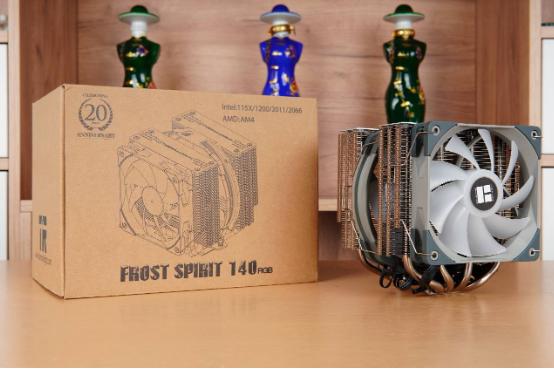 九州风神AK620数显版风冷散热器,九州风神ak620对比追风者t6