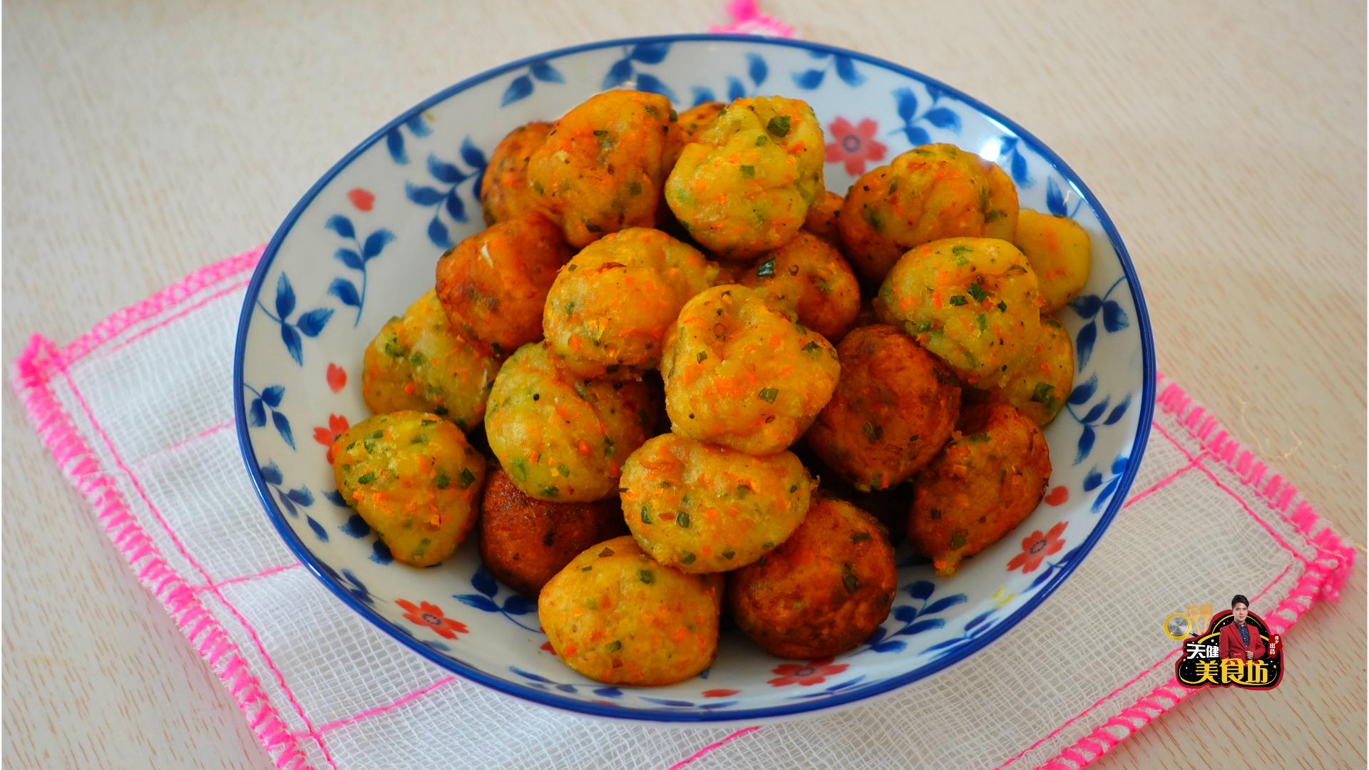 蒸土豆丸子的最简单做法大全图解,炸好的牛肉丸子和土豆怎么做好吃