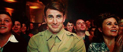 一直处在暧昧期,女生如何将关系加速升级?