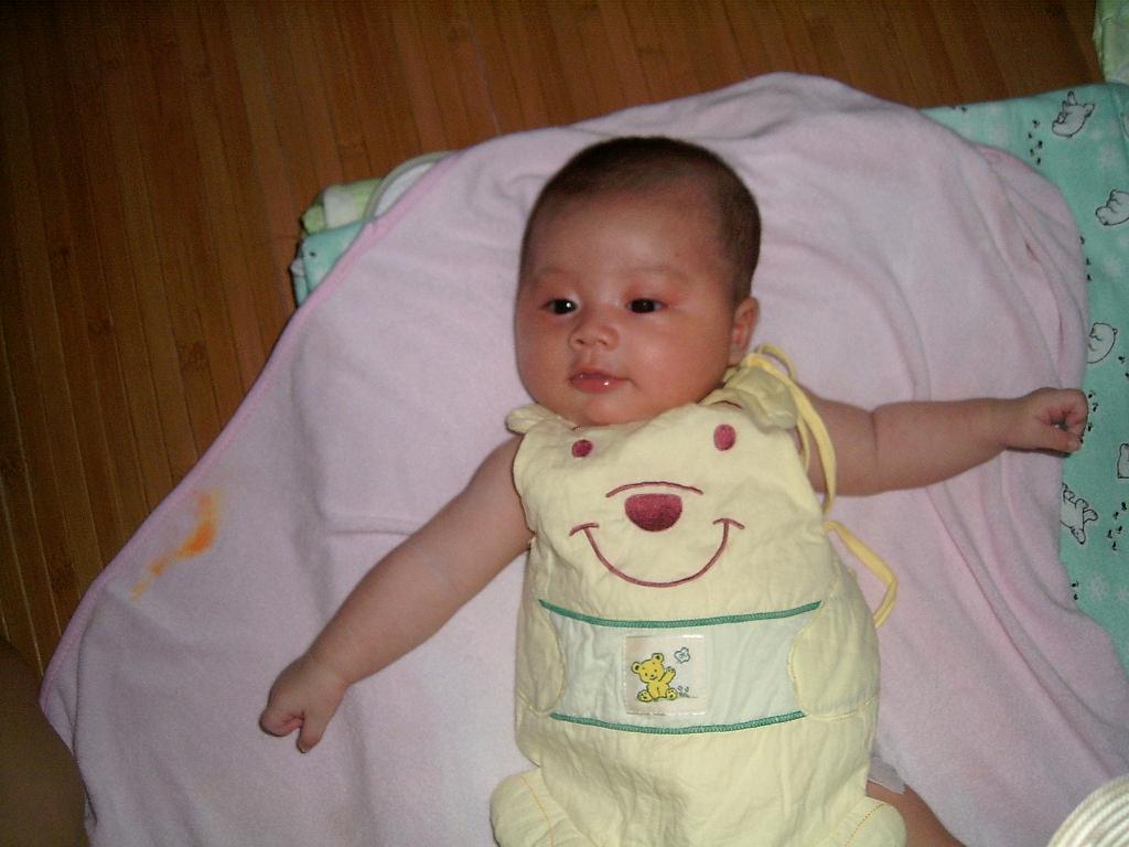 孩子眼睛近视怎么补救纠正视力,儿童视力该怎么样干预