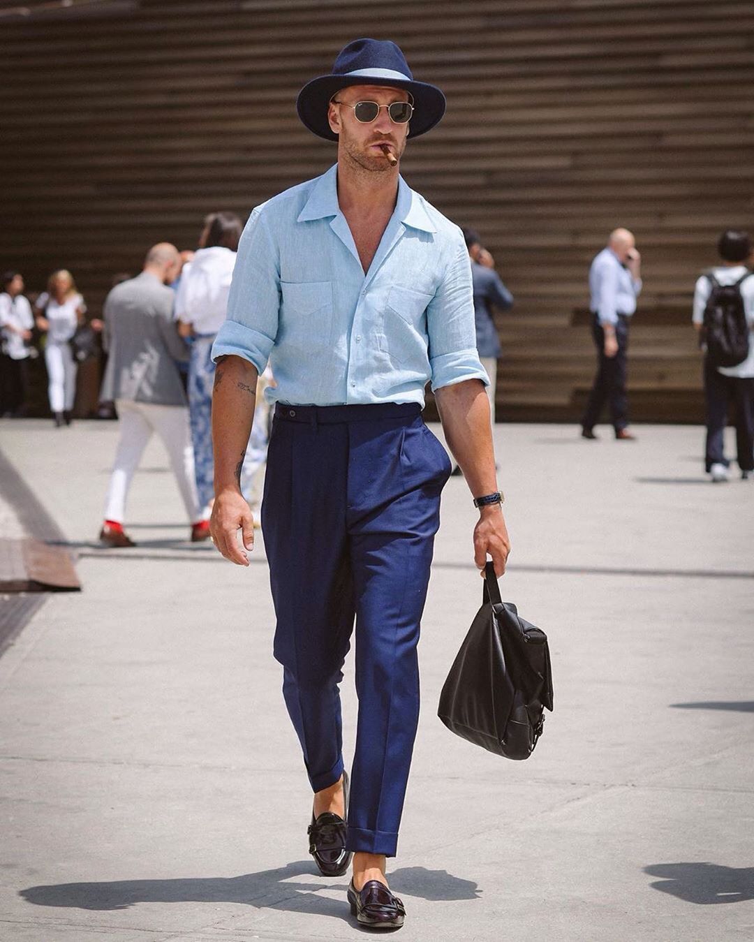 廓尔喀军裤配大黄靴,廓尔格西裤怎么搭配上衣