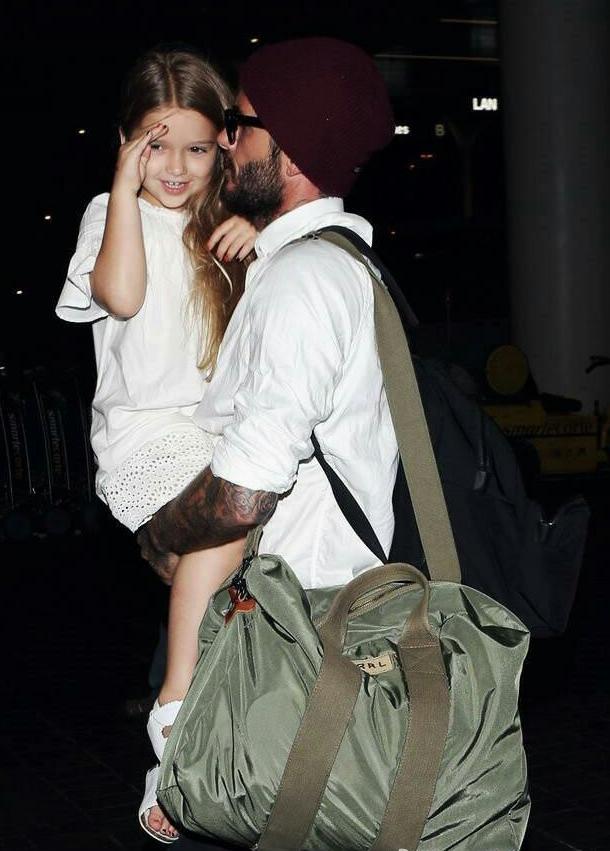 贝克汉姆女儿健身,贝克汉姆女儿游泳