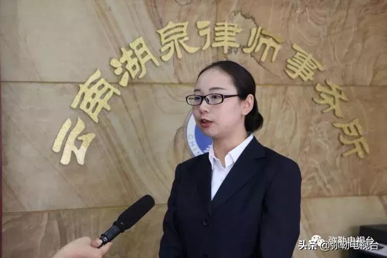 女子报警说家门口有恶犬,女子报警家门口有恶犬