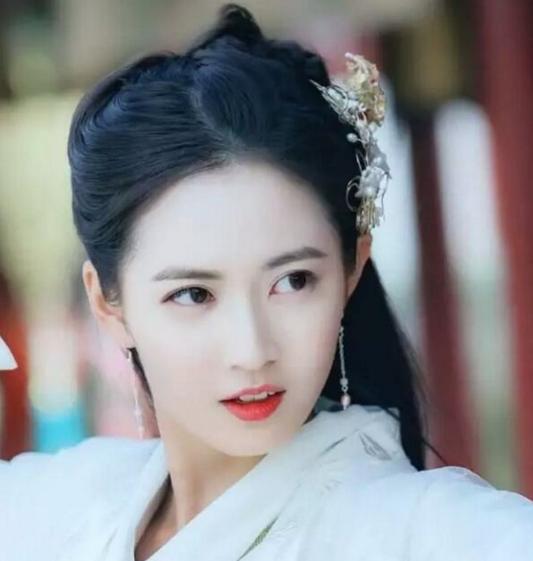 Bluenile攻略一站式服务，选择那颗夜空中最亮的星