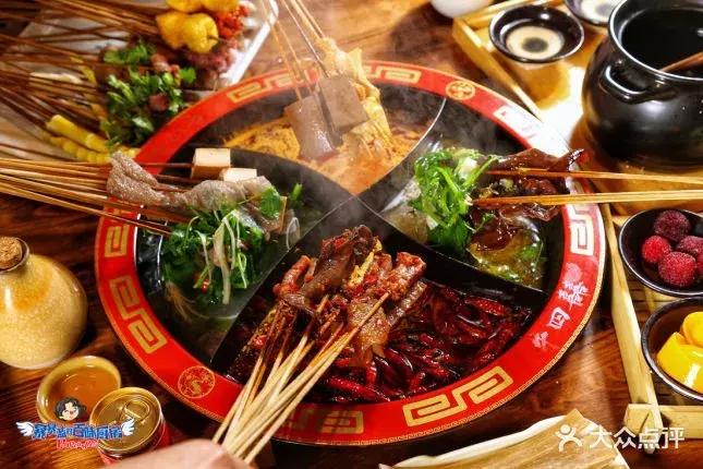 牛四喜串串香加盟,牛四囍串串香小酒馆法库