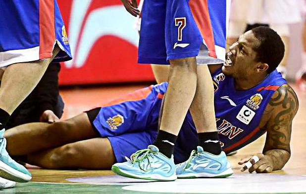 髌骨半脱位关节镜微创手术,髌骨脱位二联手术