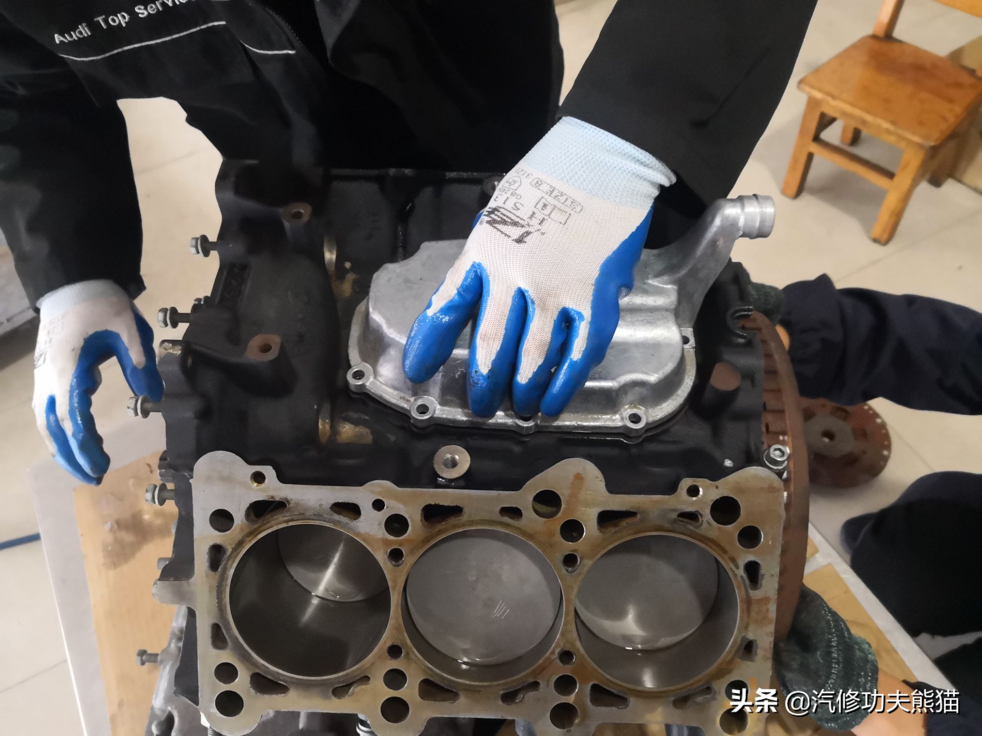 2003年老奥迪a6,2012年奥迪a6经典