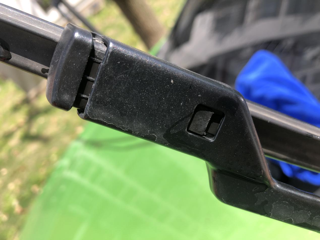 mg6雨刮拆换方法视频,mg6后雨刷喷水拆卸教程