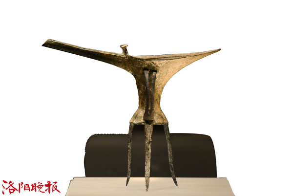 探秘二里头:寻找华夏之“夏”,他们走了100年