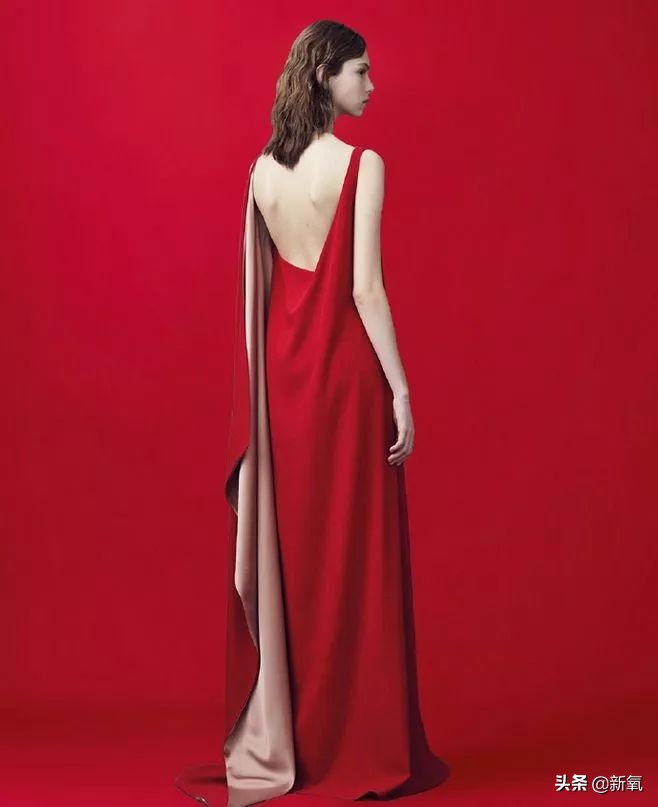 能把正宫红驾驭好，才是一个美人最基本的素质