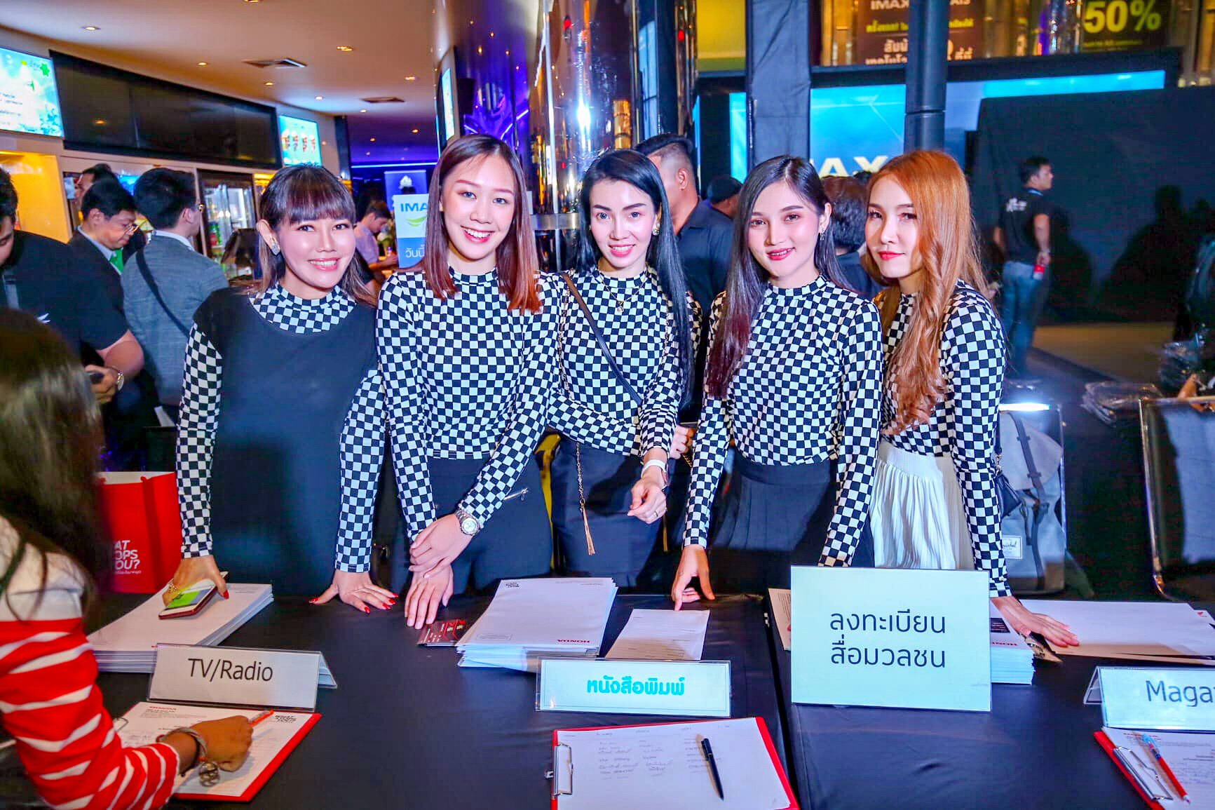 honda新一代cbr1000rr赛车亮相,本田cbr250rr中国上市