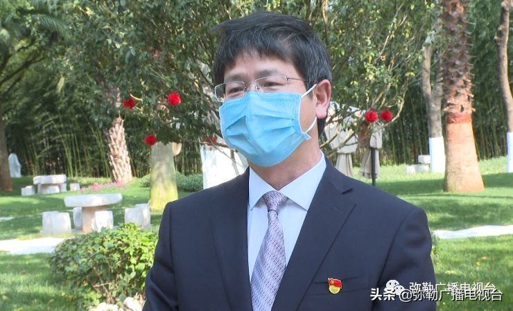 赞！弥勒这几家公司：减免摊位费，免费送餐、送菜，送消毒水...