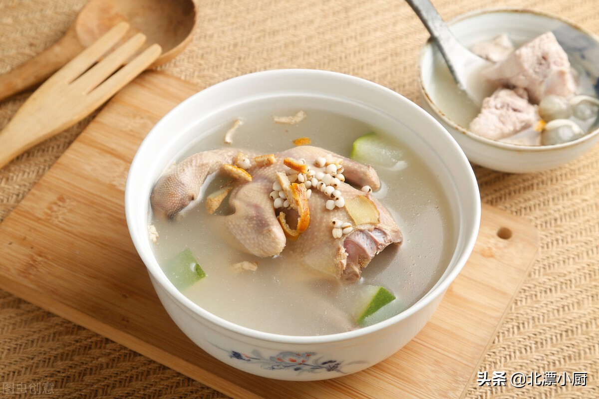 鸽子炖鸡汤怎么炖才能好喝,一鸽胜九鸡炖鸽子汤需要焯水吗